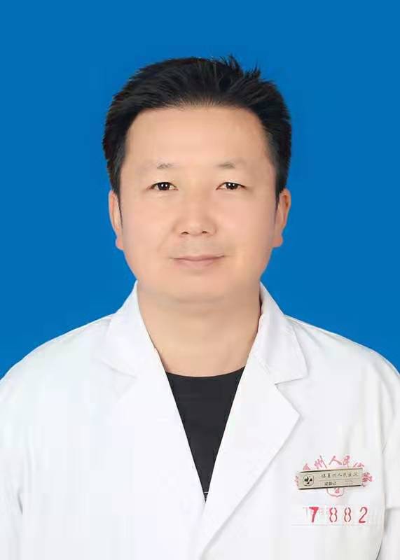 慶偉云